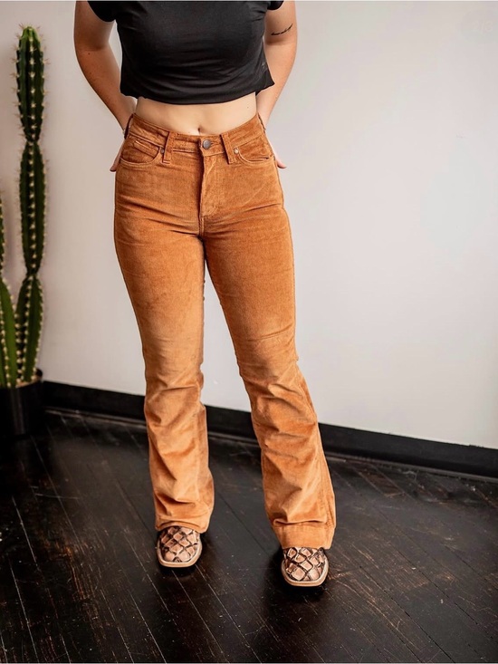 Wrangler Denim - High-Rise Corduroy Flare Pants - Rust